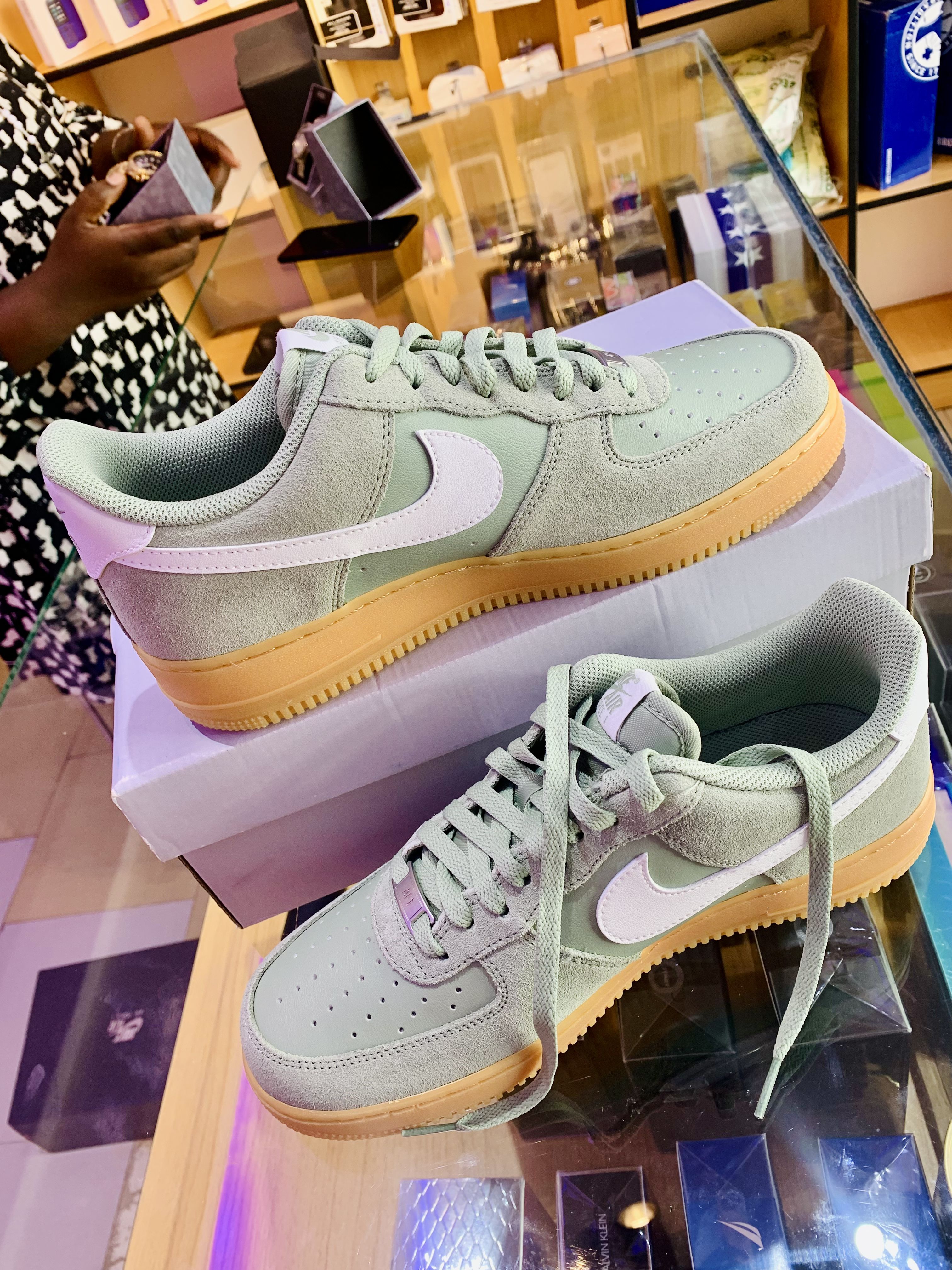 Nike Air Force 1 '07 LV8