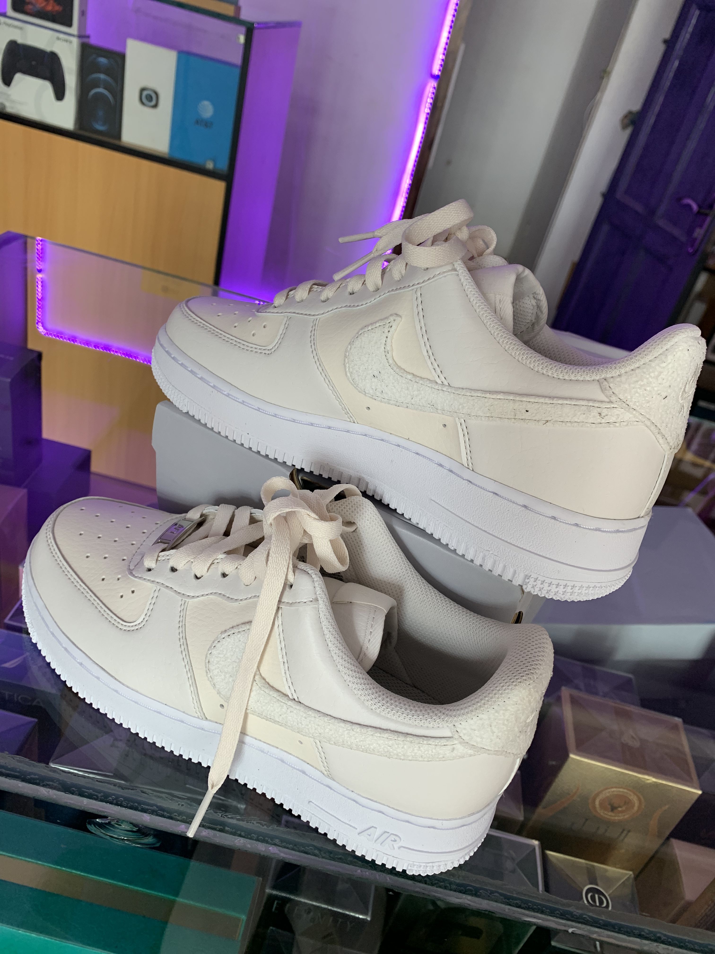 Nike Air Force 1 '07 LV8